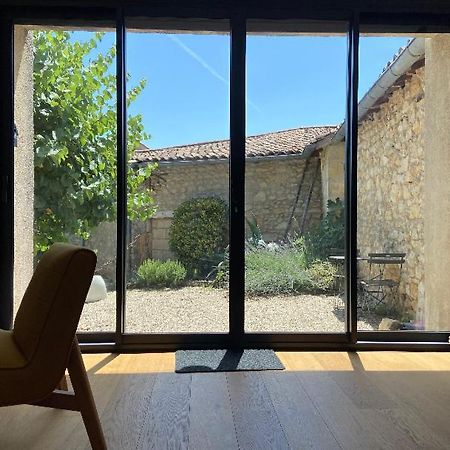 Le Clos Du Mesnil, Logement Totalement Independant Le Tourne エクステリア 写真