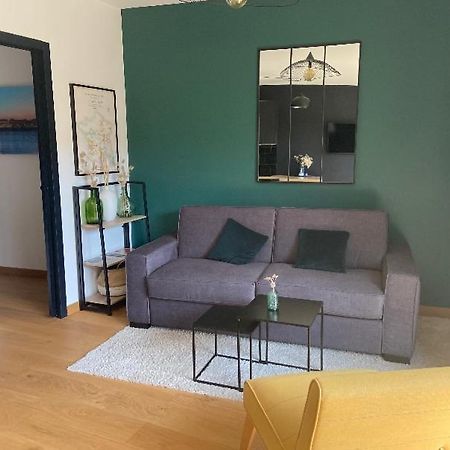 Le Clos Du Mesnil, Logement Totalement Independant Le Tourne エクステリア 写真