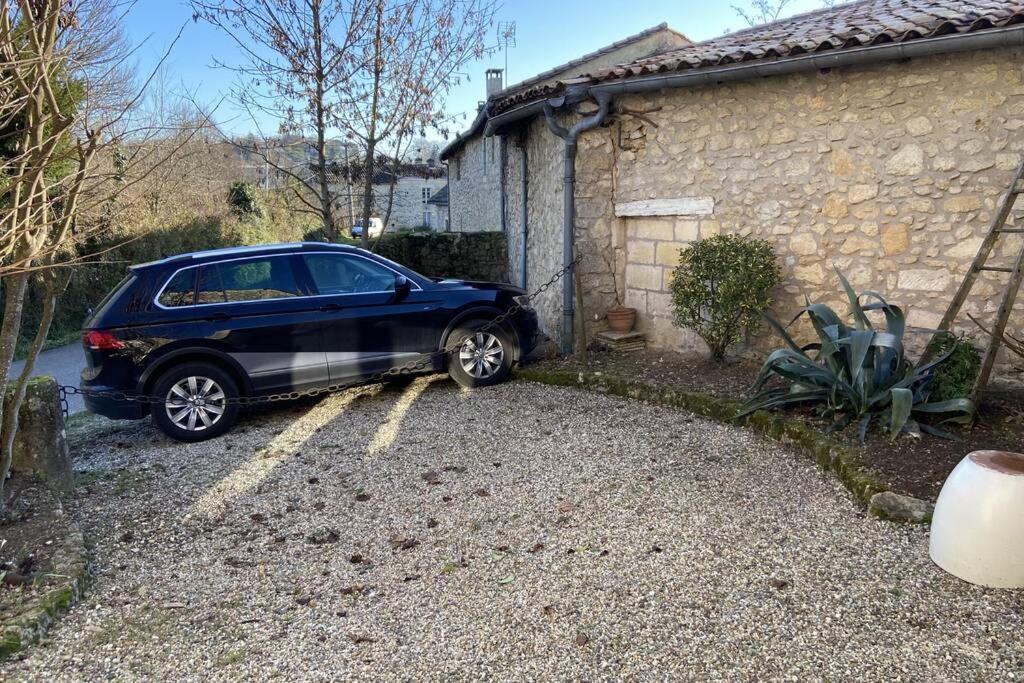 Le Clos Du Mesnil, Logement Totalement Independant Le Tourne エクステリア 写真